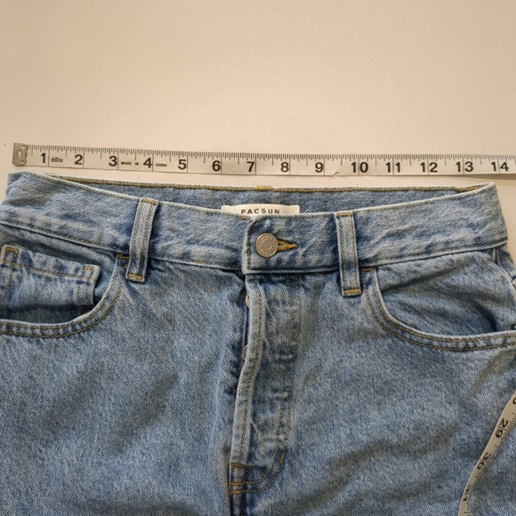 Pacsun Women's High Rise Straight Light Blue Jeans, Size 27 - Picture 3 of 9